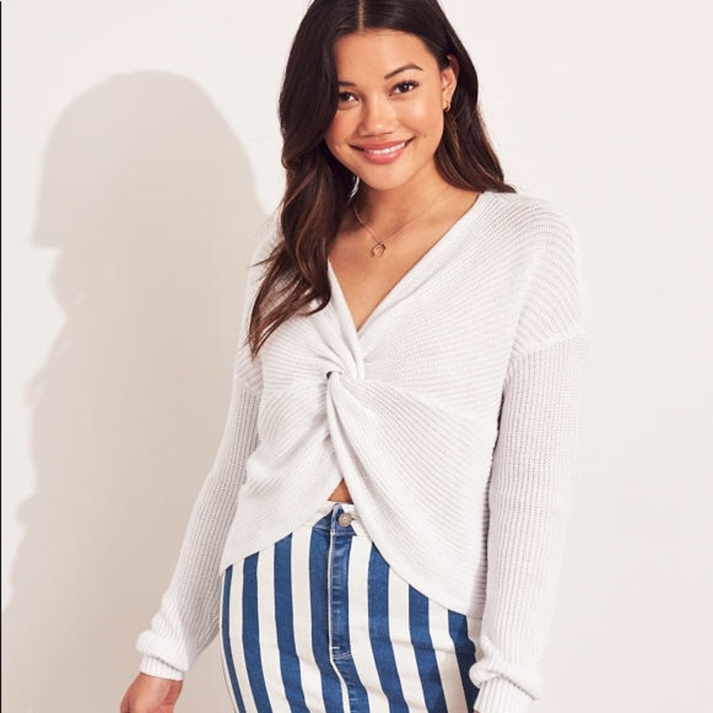 Hollister reversible sweater